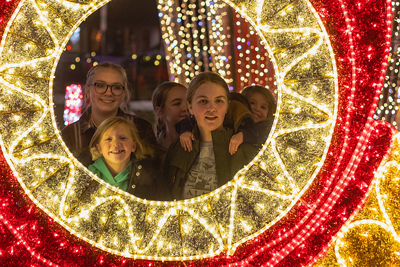 Mandan Christmas Lights